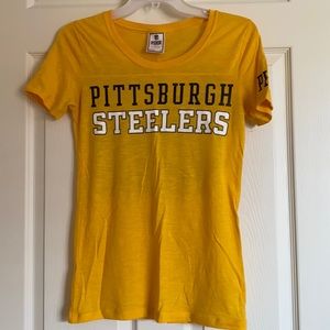 Victoria’s Secret PINK Pittsburgh Steelers shirt